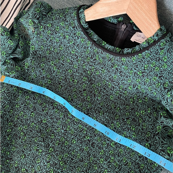 ARITZIA WILFRED Lilith Tempest Floral Roses Green Blouse Size Extra Small - Picture 8 of 9